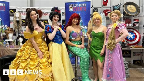 ni comic con|Comic Con NI returns to Lisburn with crowds of thousands.